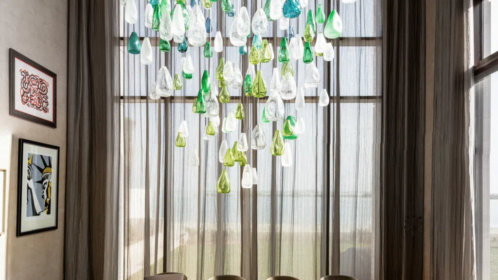 Glass lighting sculpture  / Private Residence / Project