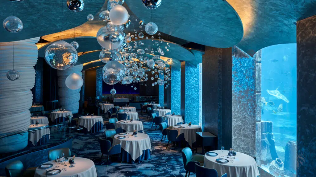 Glass Installation / Ossiano Michelin Star Restaurant / Project