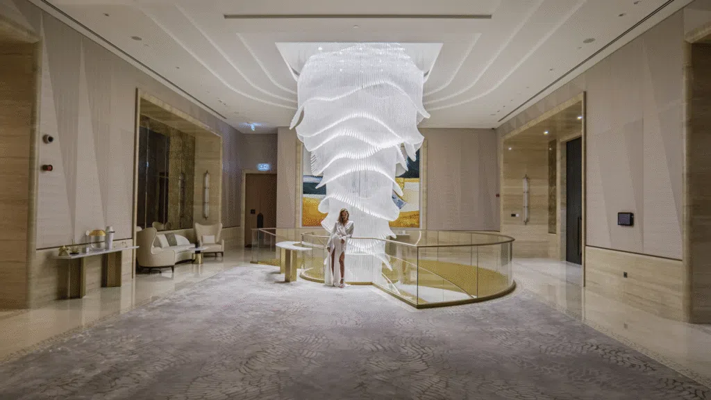 Lighting Sculptures / St. Regis Hotel / Project