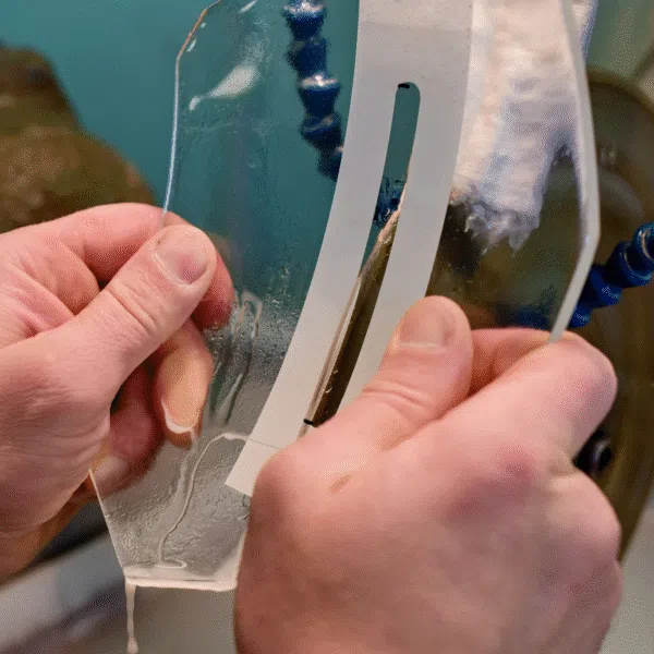 Every cut, a trace of craftsmanship