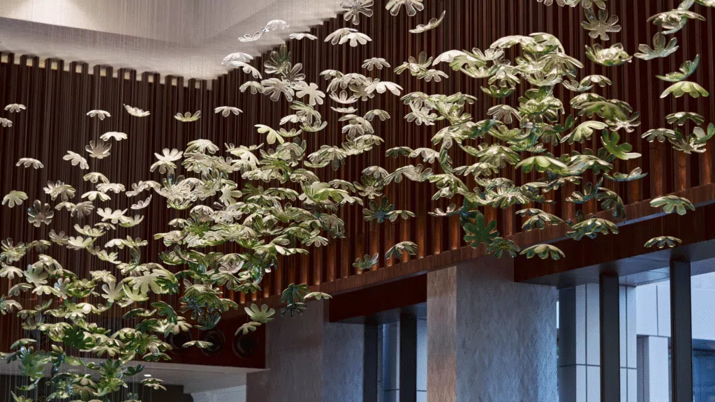 Lobby Glass Installation / Anantara Dowtown / Project