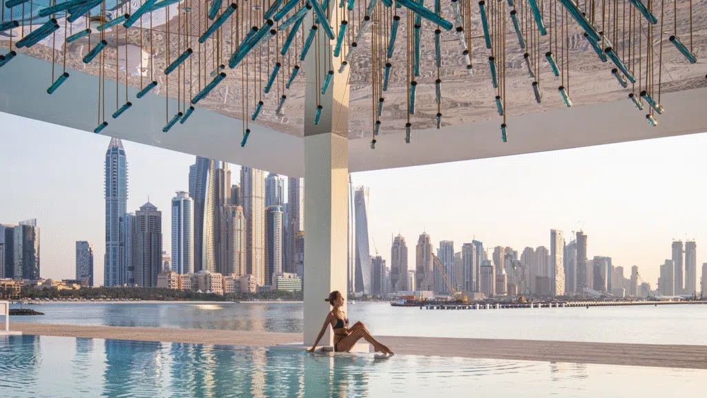 Lighting Sculpture / FIVE Hotels / Project