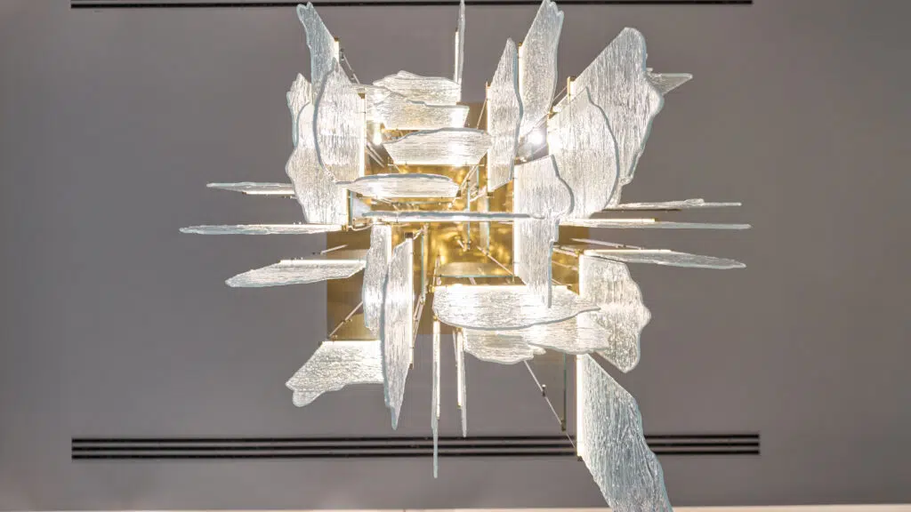 Custom glass installation / Private Residence / Project