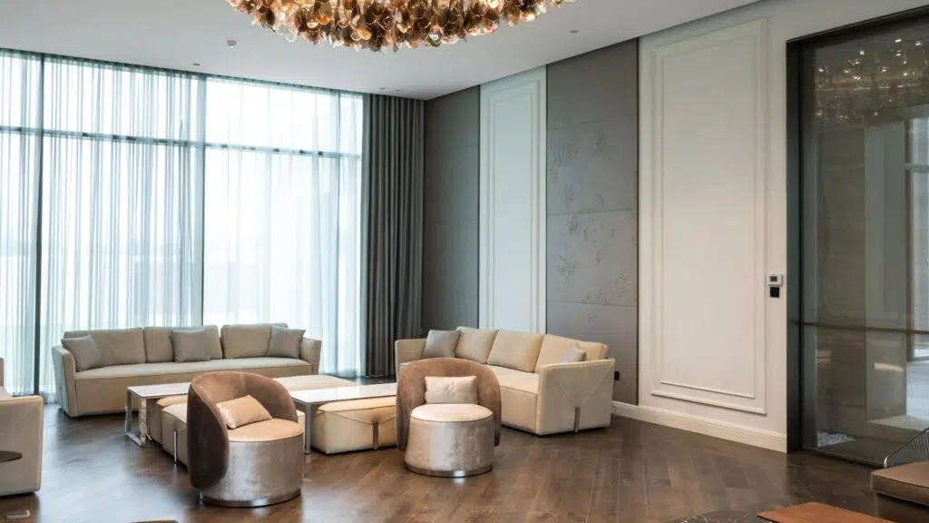 Custom glass installation / Private Residence / Project