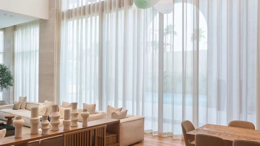 Custom glass installation / Private Residence / Project