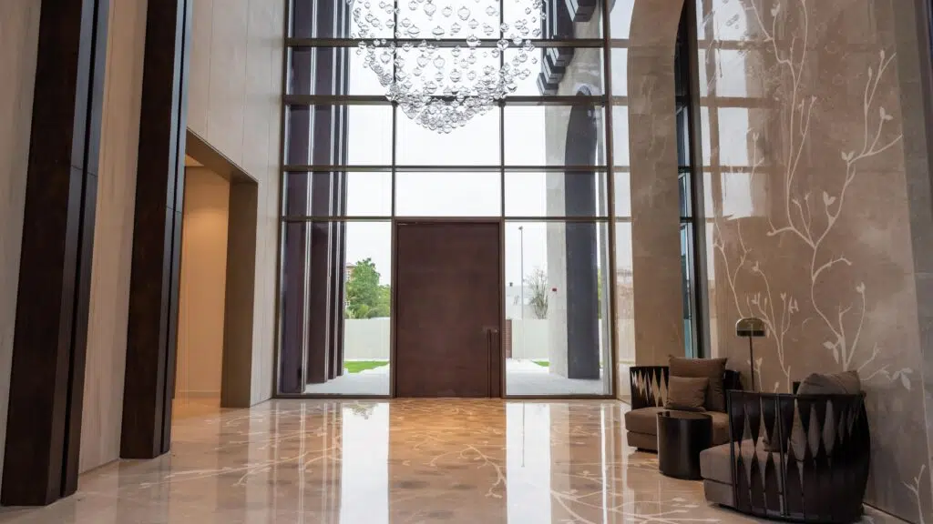 Custom glass installation / Private Residence / Project