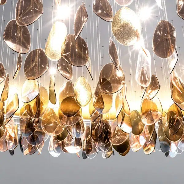 Lighting Sculpture shaped by precision