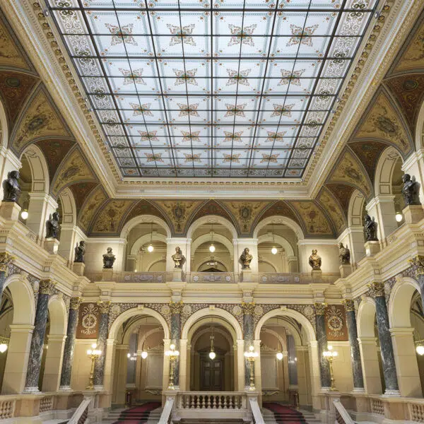 Restoration of the historic glass ceiling and dome