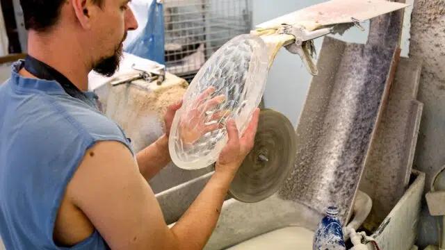  / Glass Cutting Atelier