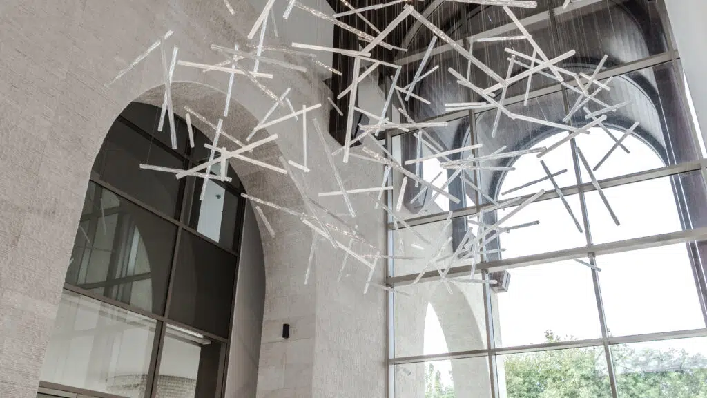 Custom glass installation / Private Residence / Project