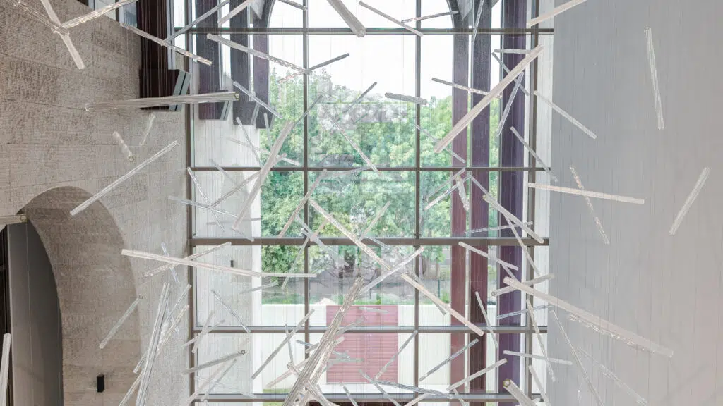 Custom glass installation / Private Residence / Project