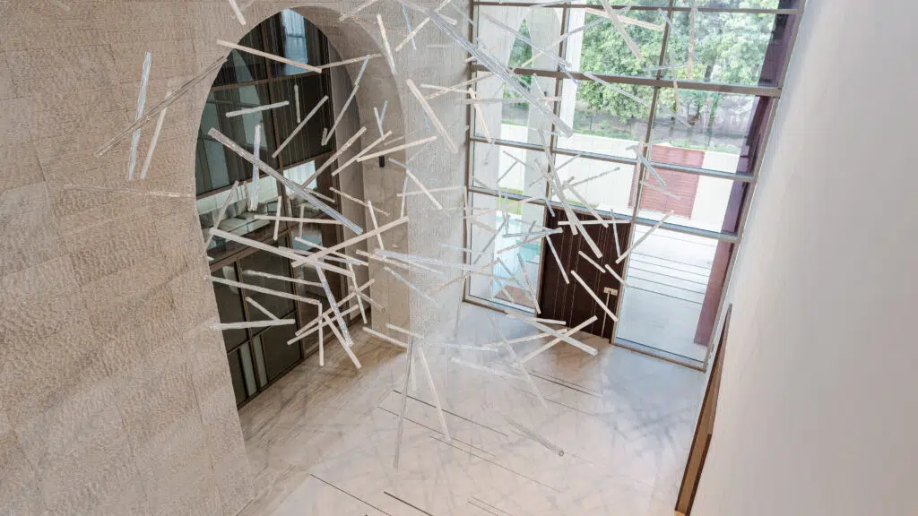 Custom glass installation / Private Residence / Project